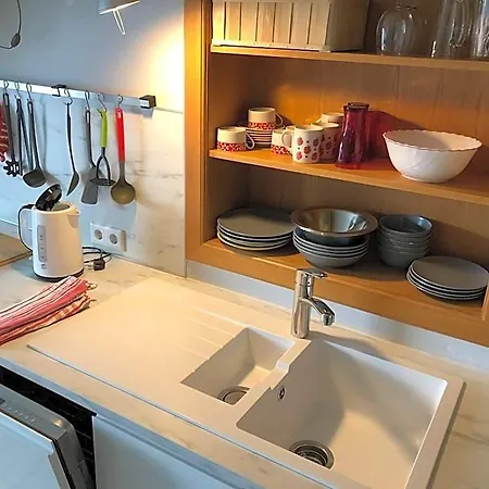 In Rot, Fraenkisches Design, Balkon In Nur 50 Schritten Zum Radweg, Ideal For Long Stay, Relocation 3* 마르게트쇼하임